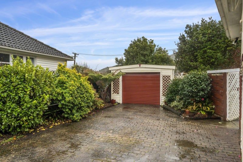 11 Harris Street, Naenae, Lower Hutt - Carousel 15