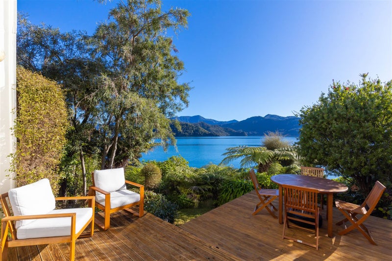 30 Lawrence Road, PORTAGE - Carousel 1