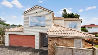 4 Matata Street, Blockhouse Bay, Auckland - Carousel 1