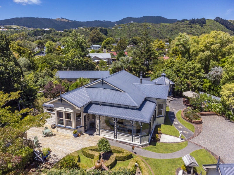 16 Rata Road, Raumati Beach, Paraparaumu - Carousel 1