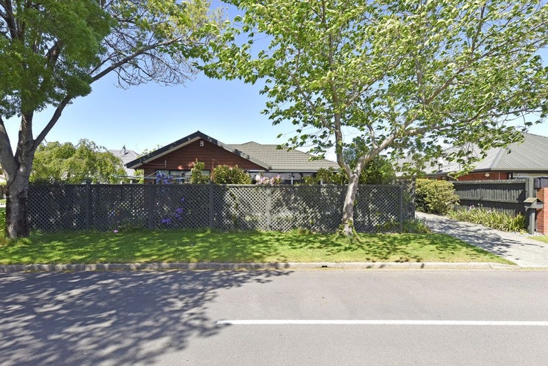 4 Harlech Mews, Avonhead, Christchurch - Carousel 2
