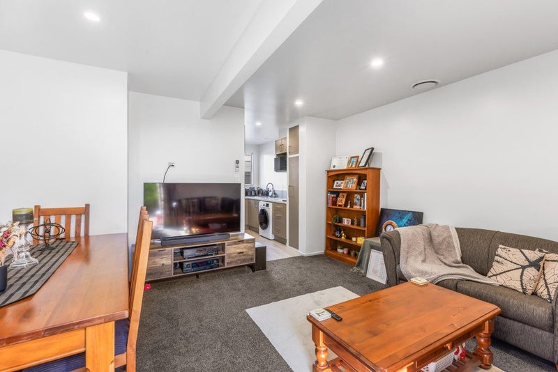 5/69 Thackeray Place, Waltham, Christchurch - Carousel 2