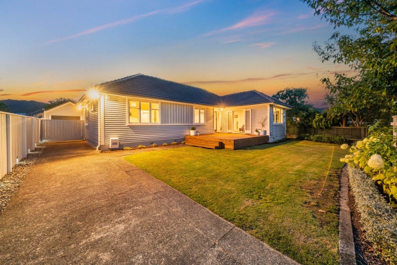 13 Te Puni Grove, Elderslea, Upper Hutt - Carousel 1