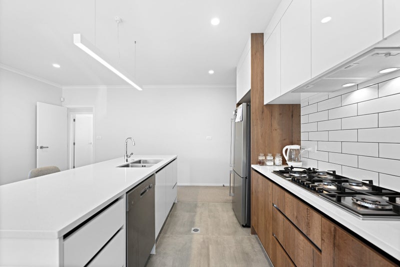 2/4 Tokerau Drive, Rototuna North, Hamilton - Carousel 2