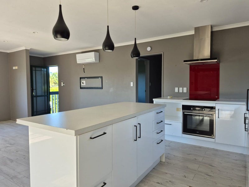 21 Mamaku Rise, Welcome Bay, Tauranga, Bay Of Plenty - Carousel 2