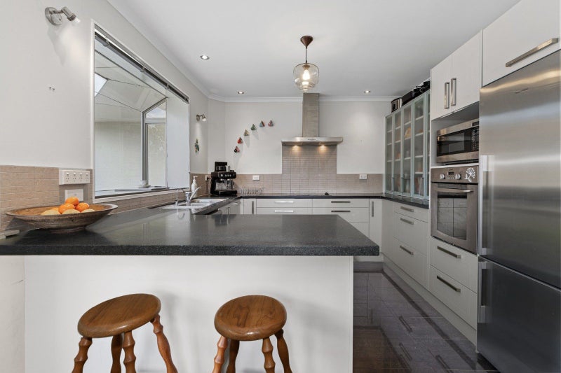 114 Carlton Street, Bellevue, Tauranga - Carousel 2