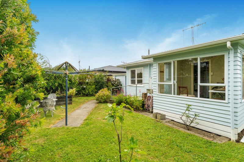 50 Dunstan Street, Otaki - Carousel 2
