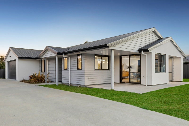 12 Hebbard Court, Albert Town, Wanaka, Otago - Carousel 1
