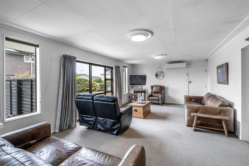 71 Kildare Rise, Waikiwi, Invercargill - Carousel 2