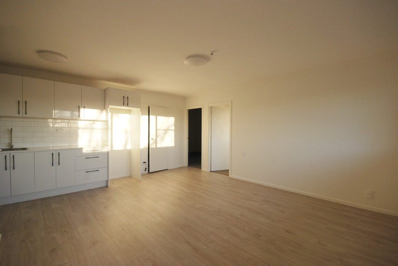 8/151 Ladies Mile, Ellerslie, Auckland - Carousel 2