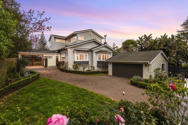 30 Ferryhill Road, Epsom, Auckland - Carousel 1