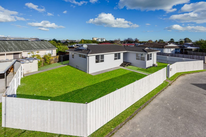 1/16 Trimdon Street, Randwick Park, Auckland - Carousel 10