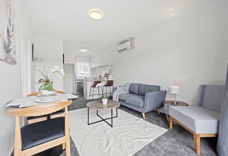 3/8 Atkinson Avenue, Otahuhu, Auckland - Carousel 1