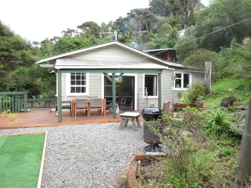 Property Valuation for 35 Airlie Road, Plimmerton, Porirua Trade Me Property Trade Me Property