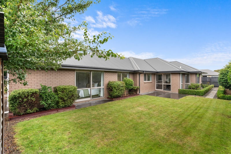 7 Bamber Crescent, Halswell, Christchurch - Carousel 1