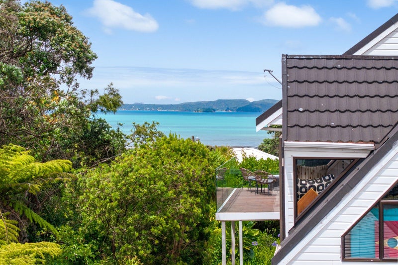 3 Hibiscus Avenue, Snells Beach, Rodney, Auckland - Carousel 2