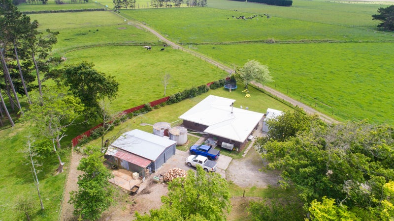 208 Waitohi Road, Rongotea, Palmerston North - Carousel 1