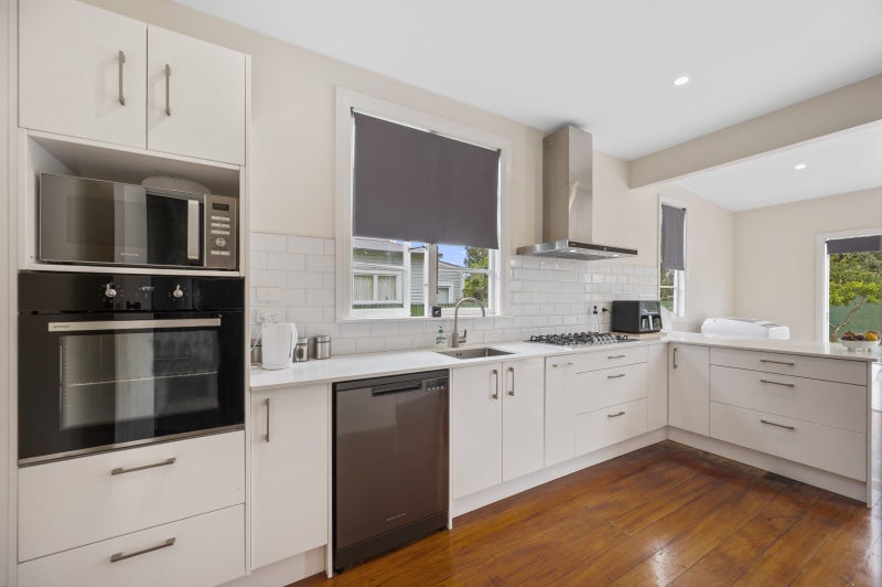 109 Beresford Street, Saint Leonards, Hastings - Carousel 1