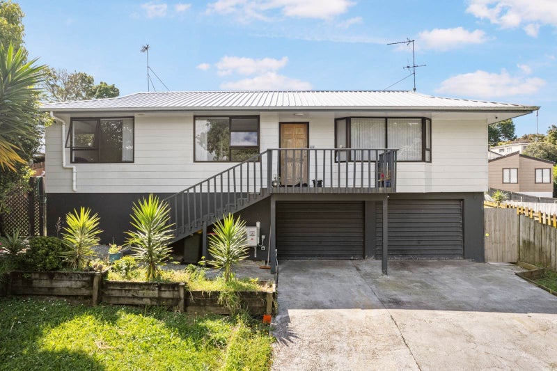 4 Flamingo Court, Goodwood Heights, Auckland - Carousel 1