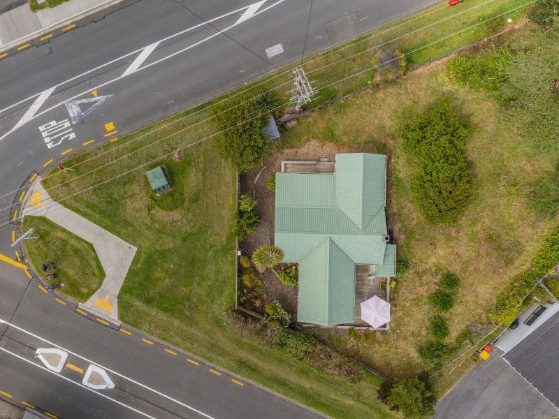 69 Waimea Road, Waikanae Beach, Waikanae - Carousel 24