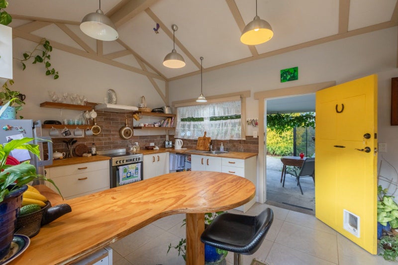 14 Owen Street, Tikokino, Waipawa - Carousel 2