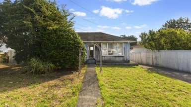 8 Guthrey Place, Otara, Auckland - Carousel 1