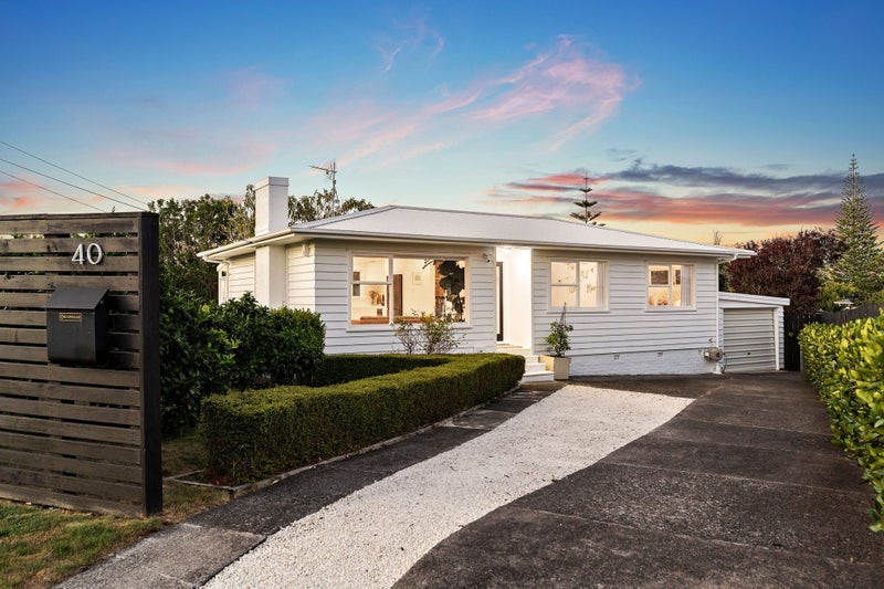 40 Fairclough Road, Beach Haven, Auckland - Carousel 1