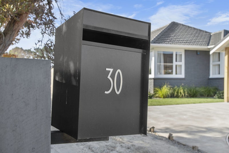30 Warren Crescent, Hillmorton, Christchurch - Carousel 21