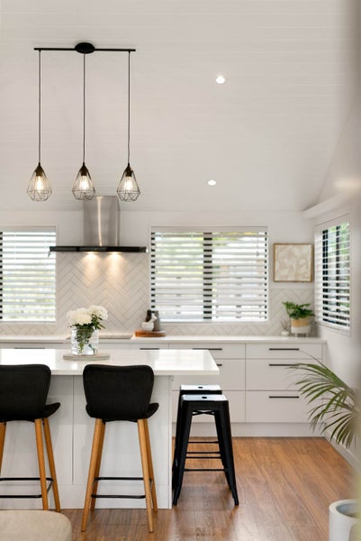 20A Castledine Crescent, Glen Innes, Auckland - Carousel 2