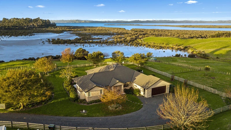 68D Tuparekura Road, Helensville - Carousel 2