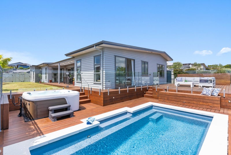 17 Kaiawa Street, Beachlands, Auckland - Carousel 1