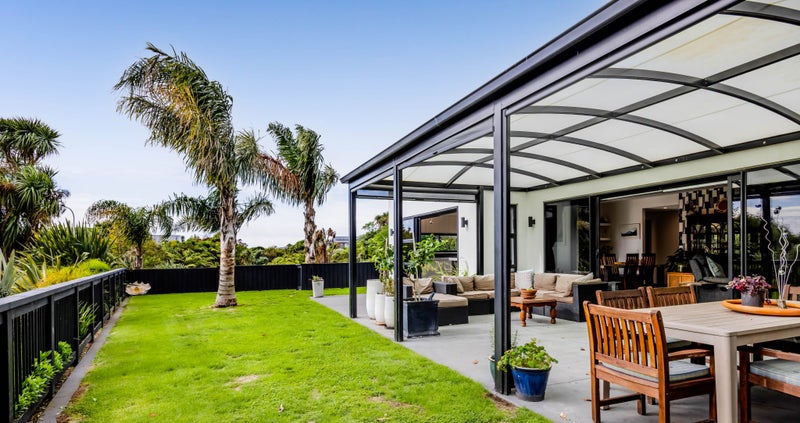 23 Links Drive, Waiwhakaiho, New Plymouth - Carousel 2