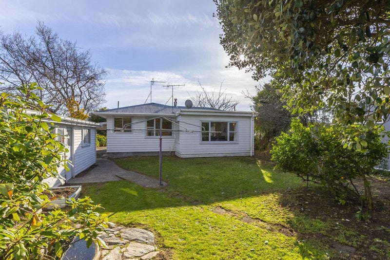 42 Kiwi Road, Raumati Beach, Paraparaumu - Carousel 12