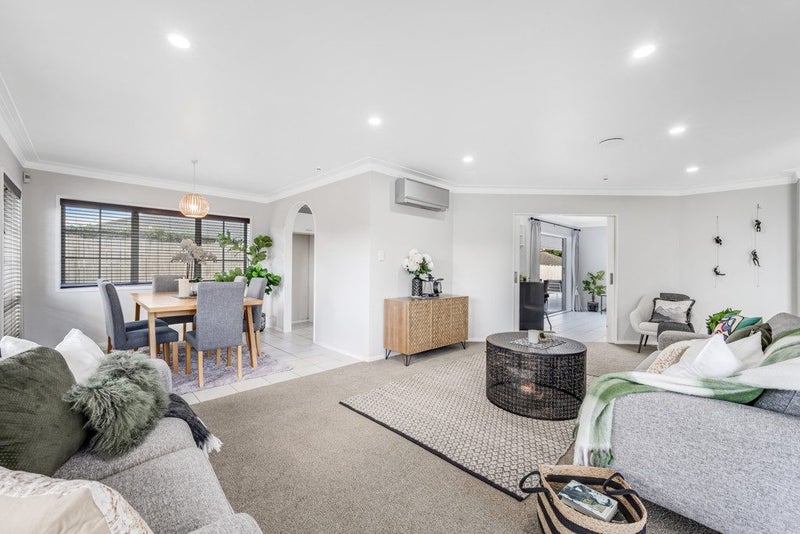 37 Bob Charles Drive, Golflands, Auckland - Carousel 2