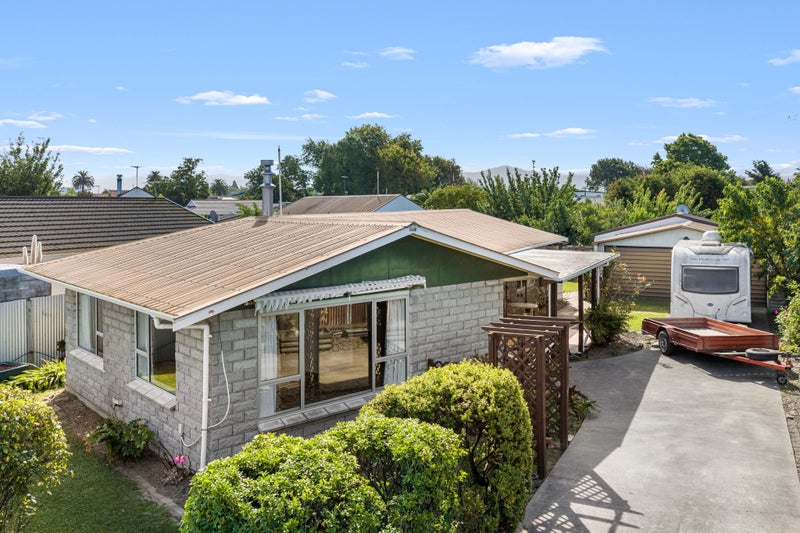 4 Snowden Crescent, Islington, Blenheim - Carousel 1