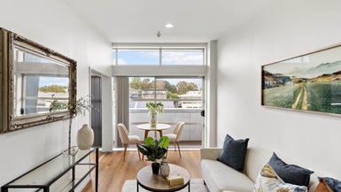 39/8 Clayton Street, Newmarket, Auckland - Carousel 1