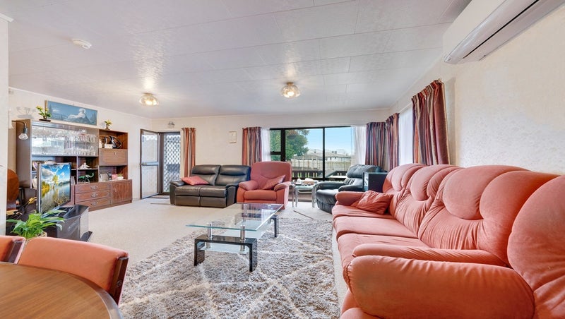 13a Kirton Crescent, Manurewa, Manukau - Carousel 2