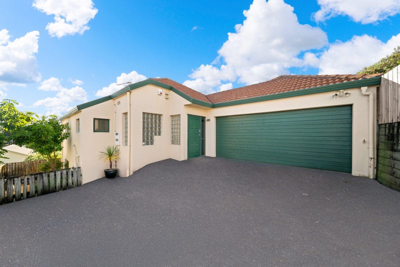 2/37 Monarch Avenue, Hillcrest, Auckland - Carousel 1