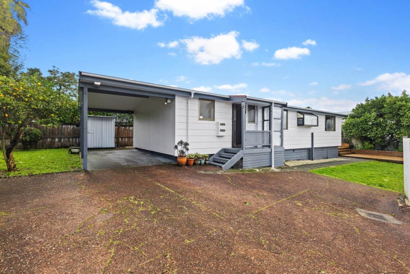 2/14 Gleneagles Grove, Wattle Downs, Auckland - Carousel 2
