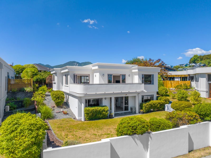 79 Arrowsmith Avenue, Waipahihi, Taupo - Carousel 1
