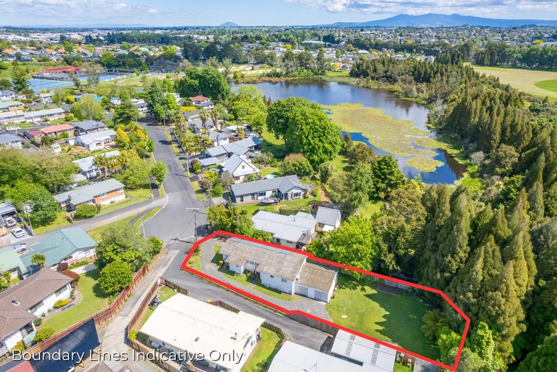 27A Kingsway Crescent, Forest Lake, Hamilton - Carousel 2