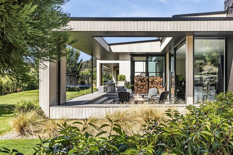 1 Mcrae Rise, Wanaka - Carousel 22