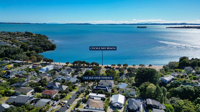15A Sea View Terrace, Cockle Bay, Auckland - Carousel 2