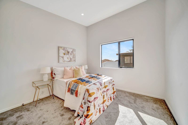 4/13 Arawa Street, New Lynn, Auckland - Carousel 2