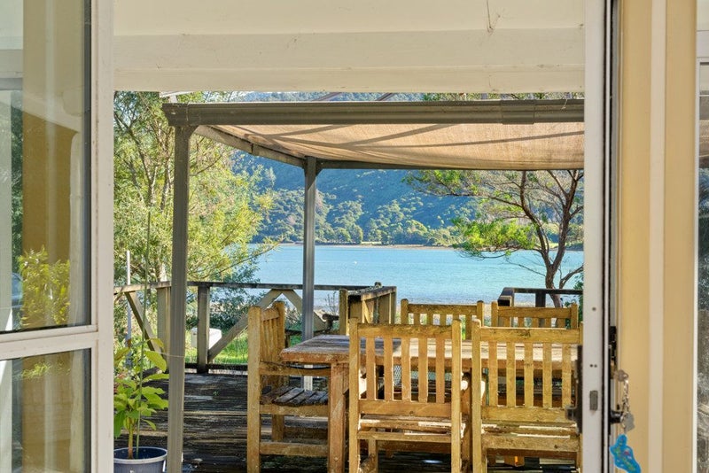 6694 Kenepuru Road, Picton - Carousel 2