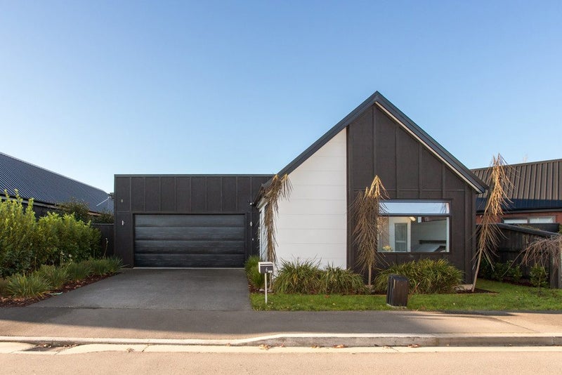 6 Lazarus Lane, Halswell, Christchurch - Carousel 1