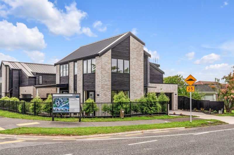 27 The Boulevard, Sunnyhills, Auckland - Carousel 2