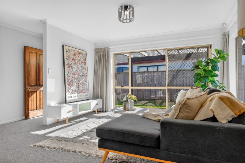 19 Moreland Avenue, Pukete, Hamilton - Carousel 2