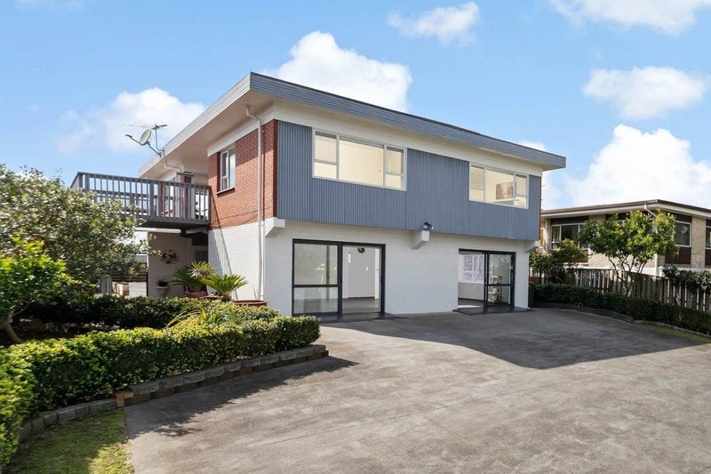 84 Gossamer Drive, Pakuranga Heights, Auckland - Carousel 2