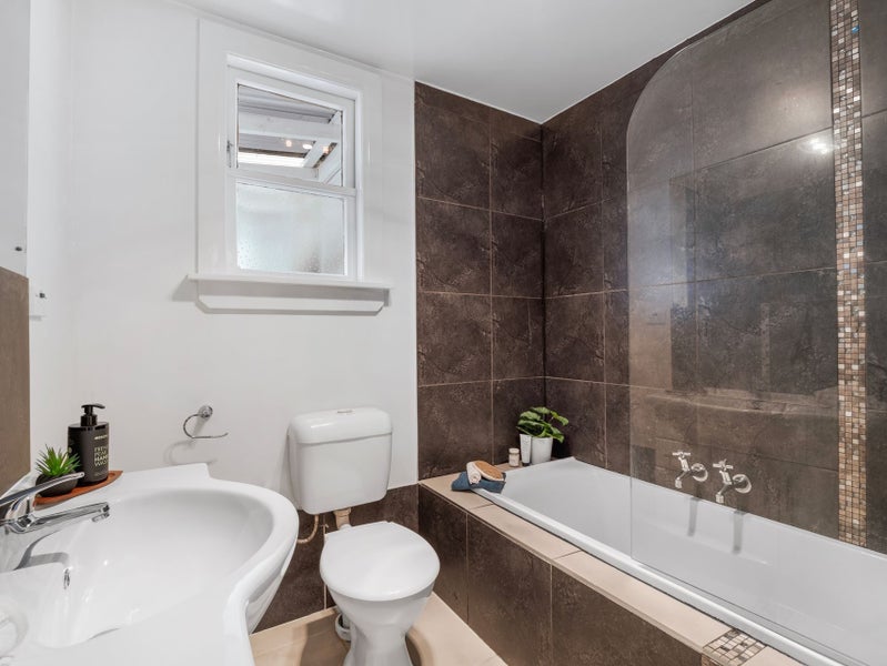 537 Ferguson Street, Palmerston North, Palmerston North - Carousel 2
